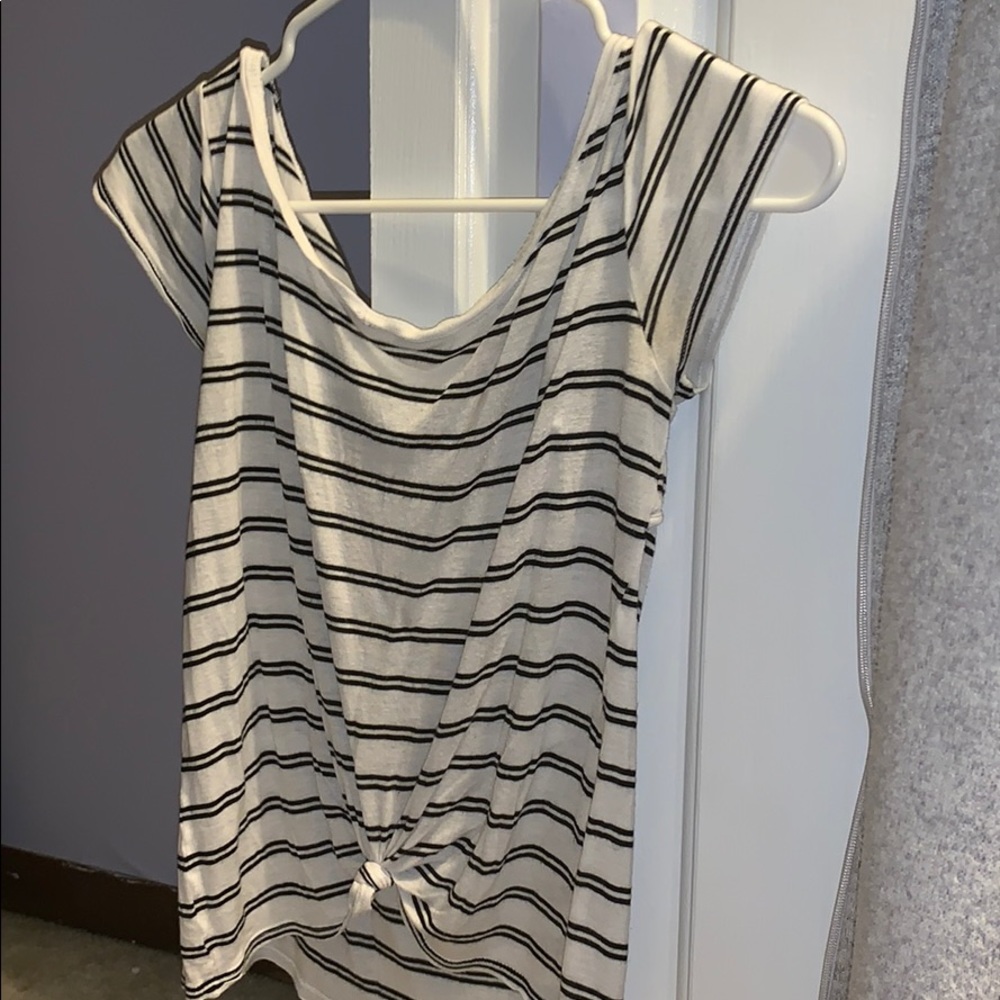 Tee